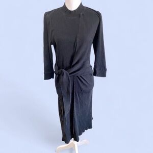 Kinly black knit bodycon midi dress